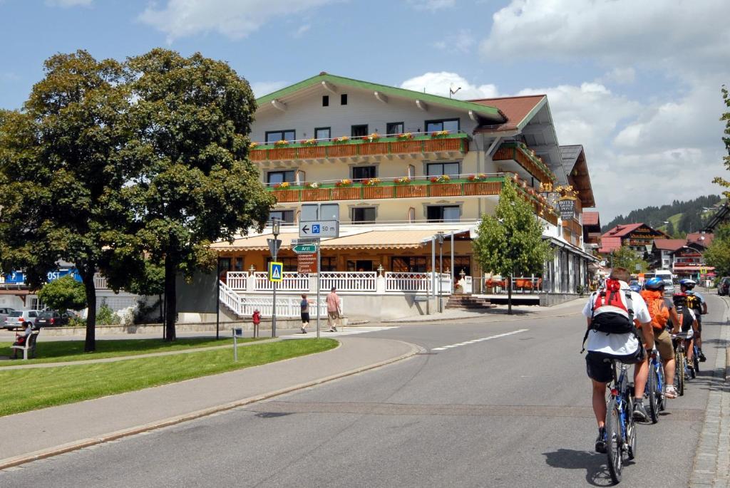 Haller'S Posthotel Riezlern Eksteriør billede